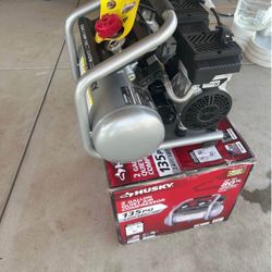 Husky Husky 2 gal. 135 PSI Portable Electric Quiet Air Compressor