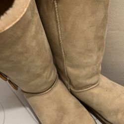 Ugg Boot Size 7