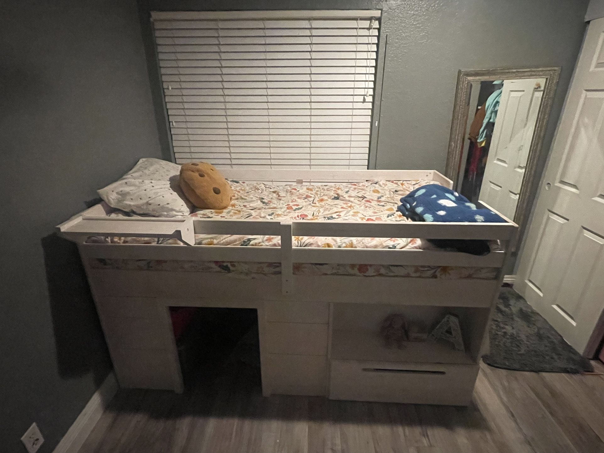 Kids Twin Bed