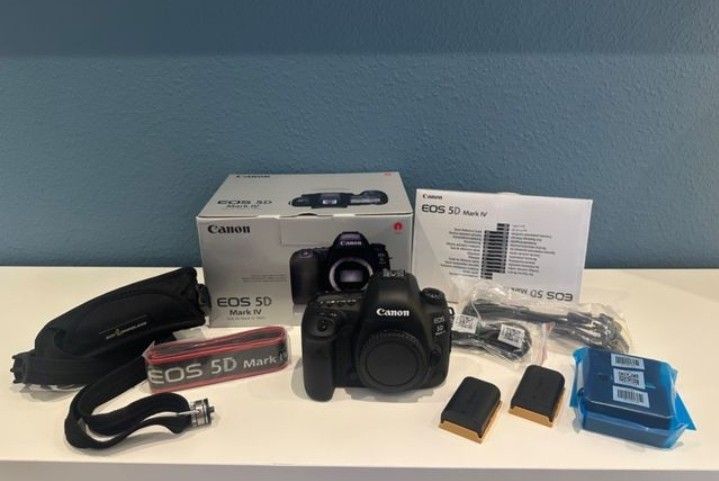 Canon EOS 5D Mark IV - Top Condition + SunSniper
