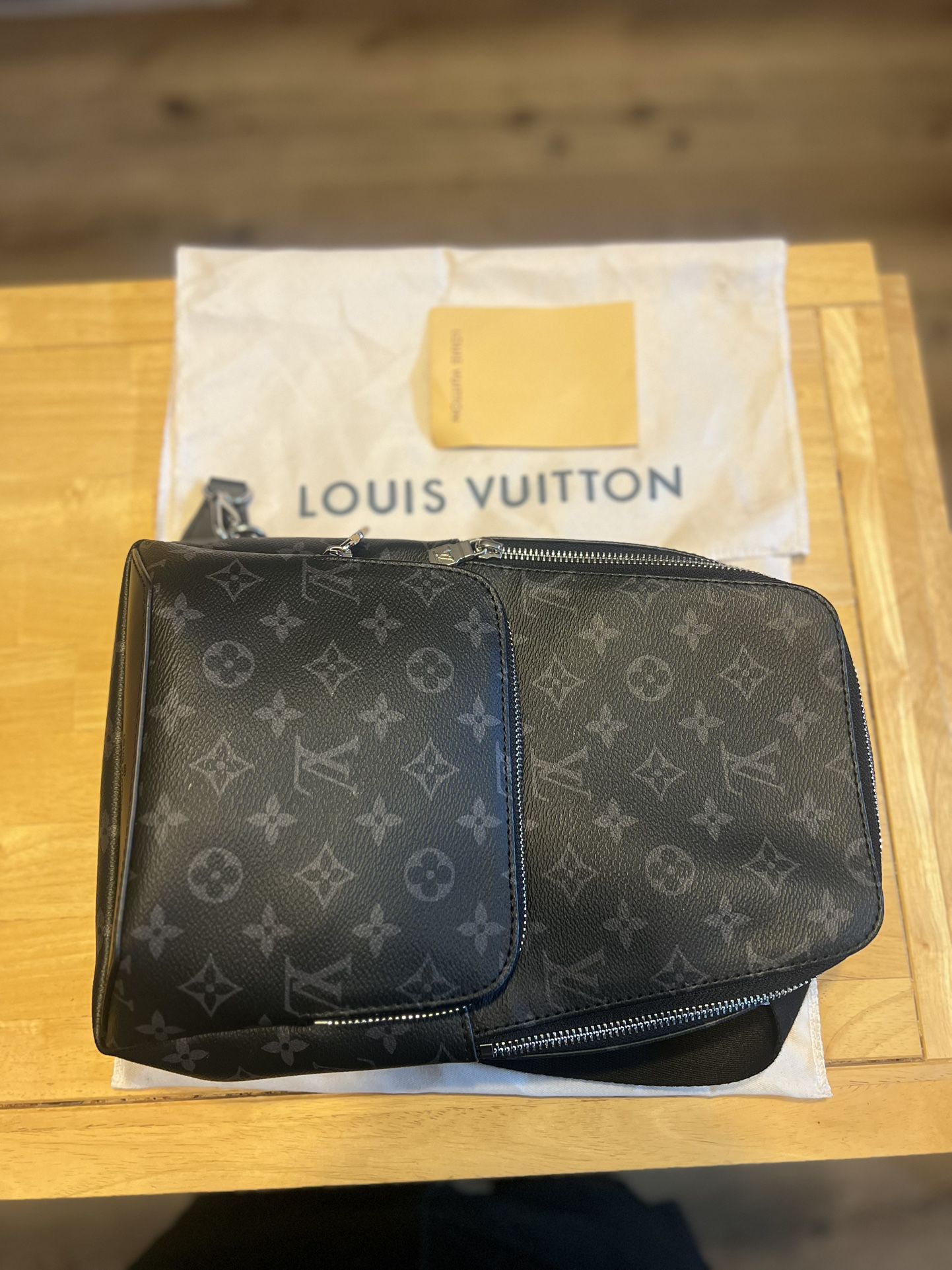 Authentic Louis Vuitton Cross Body Bag 