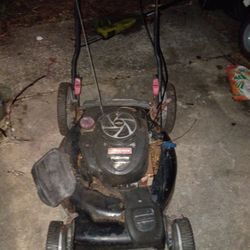 Lawnmower 
