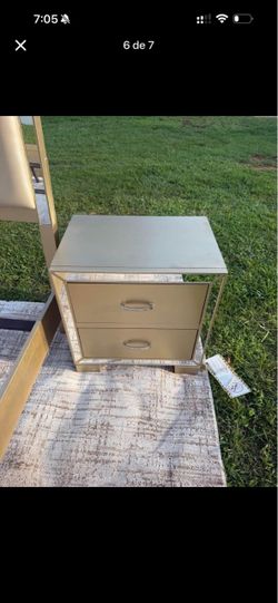 Bedroom set