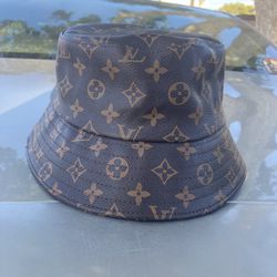 Brand new LV Monogram Bucket Hat for Sale in San Diego, CA - OfferUp