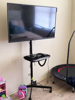 Adjustable TV Support 