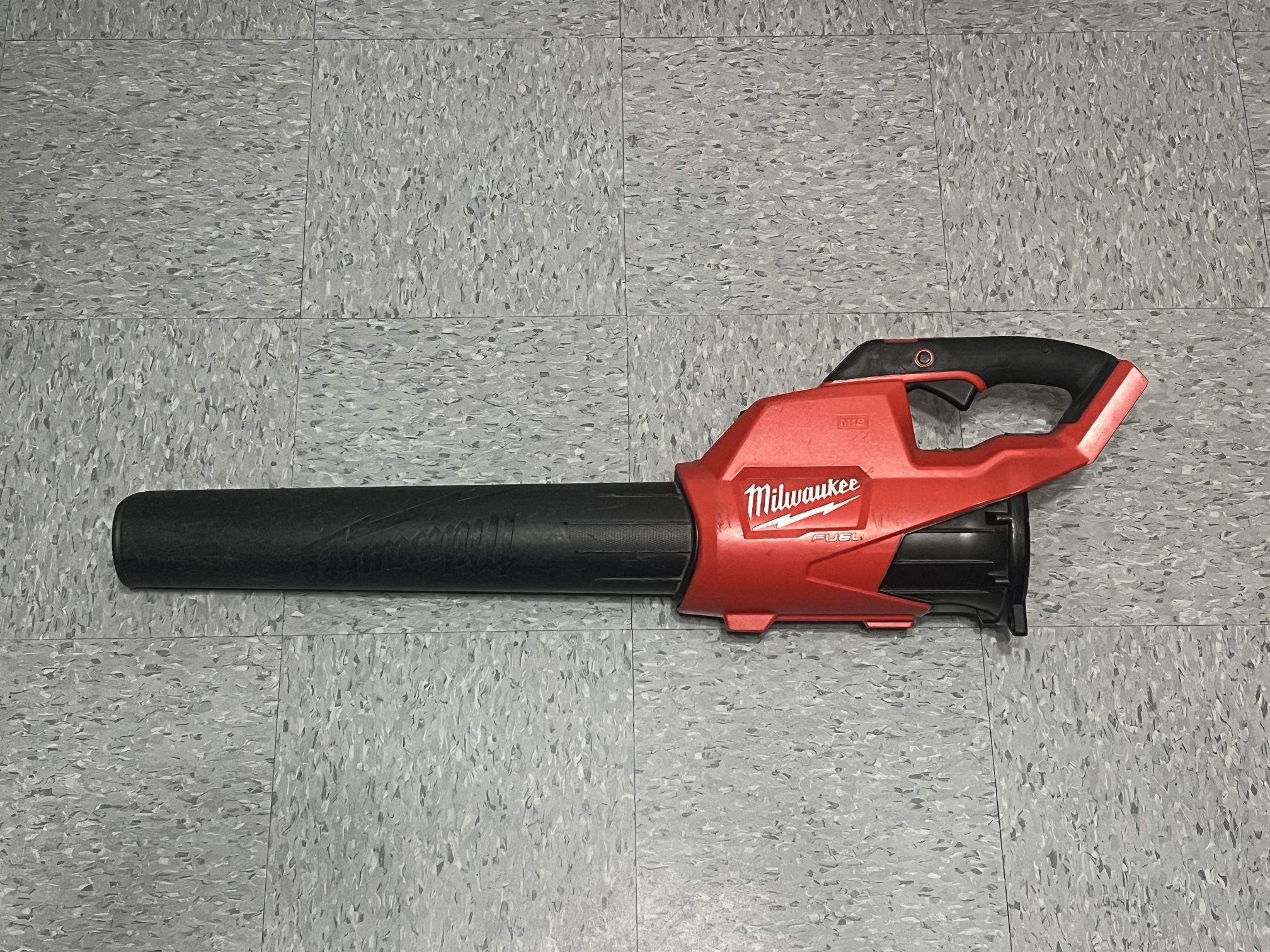 Milwaukee M18 Gen 1 Single Battery Leaf Blower