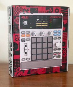 Akai Professional MPC Sample Sequencer Sampler Beat Machine SEALED