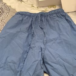 Women’s Scrub bottoms Nik and Sarah size Medium no stains or tears no worn spots