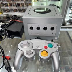 Like New Nintendo GameCube Console ( Cleaned & Tested)