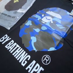 Brand new dark blue bape size medium‼️