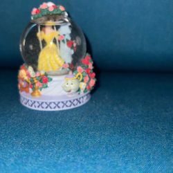 Disney Beauty and the Beast Belle On Swing Mini Snowglobe Glitter globe 3.5"