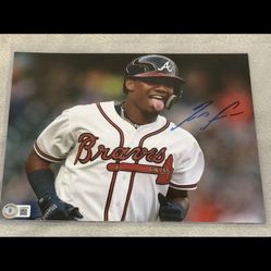 BAS COA RONALD ACUNA SIGNED 8x10 BASEBALL PHOTO
