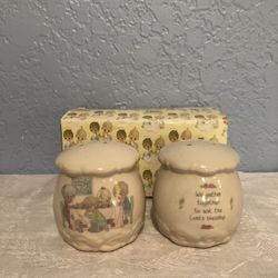 1994 Precious Moments Salt and Pepper Shakers #254255