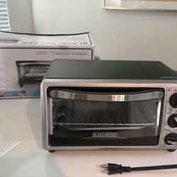 Black + Decker Toaster Oven