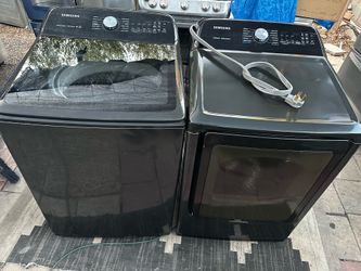 Samsung active wash •water jet •smart care• top load washer and electric dryer! ( immaculate conditions)