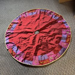 52” Diameter Holiday Christmas Tree Skirt
