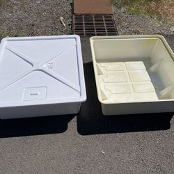 BOTANICARE 40 Gallon Reservoirs Two Available $50 each - $50 (Eugene)