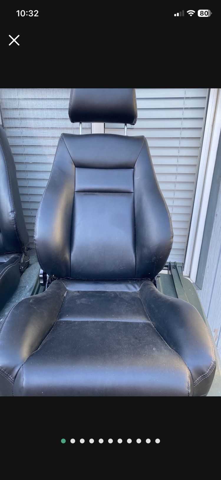 CORVETTE SEATS 2 OF THEM ON PIC NEW