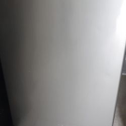 Small Refrigerator 