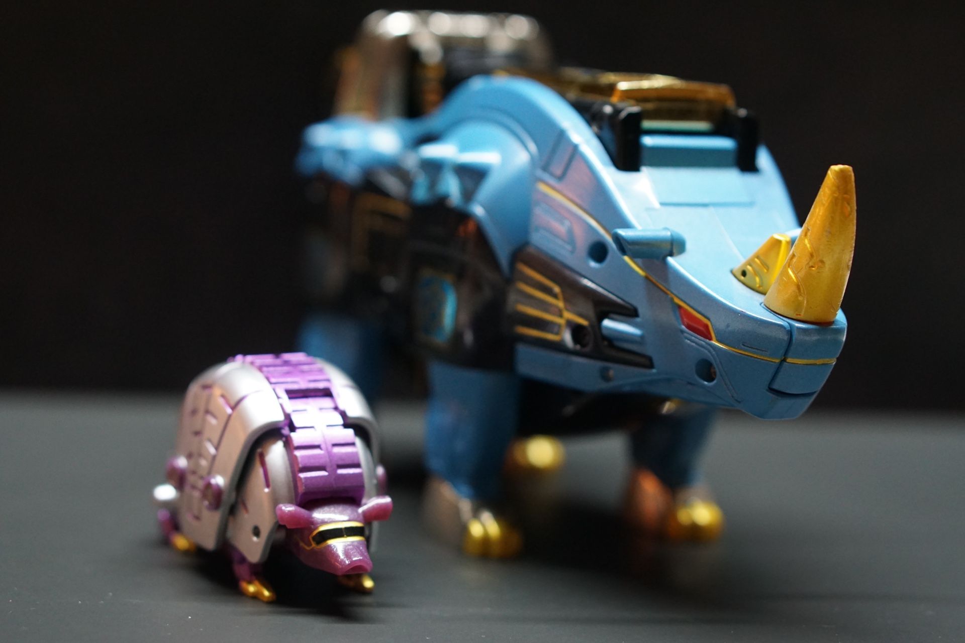 BANDAI DX Megazord PowerRangers Wild Force Sentai Gaoranger Gao Rhinos Armadillo