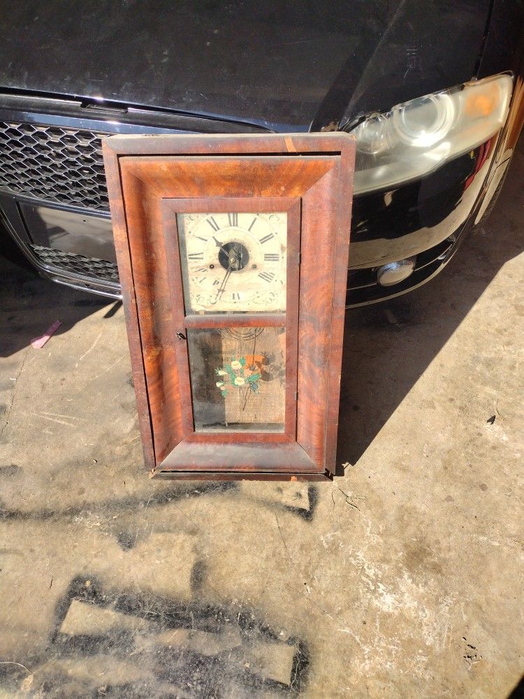 Very Old Clock 