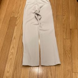 LULULEMON WOMENS s 4