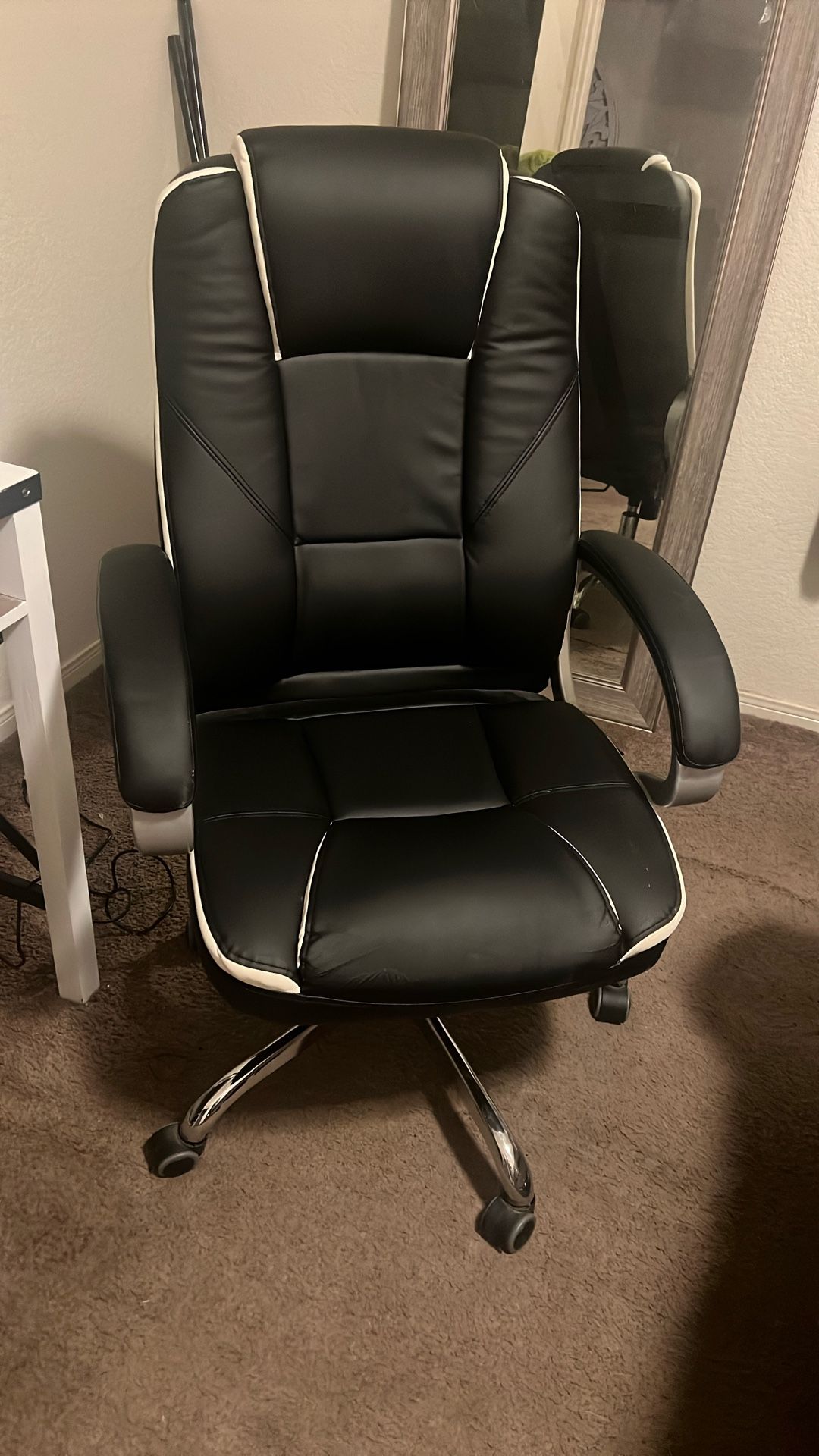 Black And White Office Chair