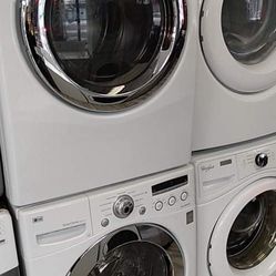 LG Washer And Gas Dryer Set For $690