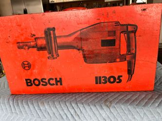 Bosch Hammer 11305 with case and bits