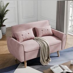 Loveseat in Good Con