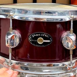 Pacific Drums And Percussion Snare Drum Burgundy Color, Remo