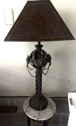 Antique-Style Bronze Table Lamp with Ornate Base