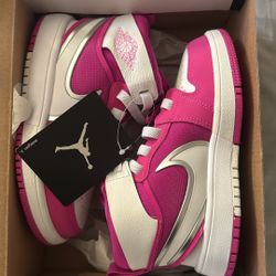 Jordan 1 Mid Easy Ons  11c