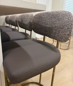 FOUR (4) BARSTOOLS FOR SALE