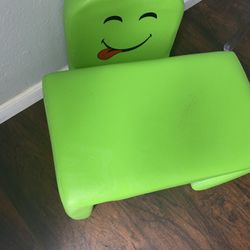 Kids Foam Desk And Chair 