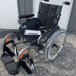 New Karma Flexx Lightweight Wheelchair 18”