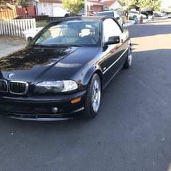 2003 BMW 325i