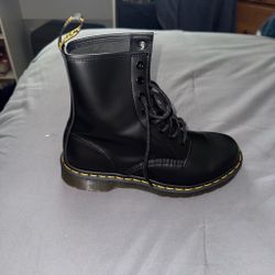 1460 Doc Martens OBO