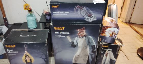 Halloween animatronics