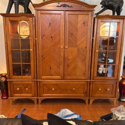 Wall Unit 