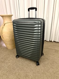 Samsonite Hardside Spinner Suitcase