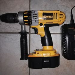 $65 No Less DeWalt DCd 925 18 Volt Hammer Drill Kit With High Capacity Battery And Charger