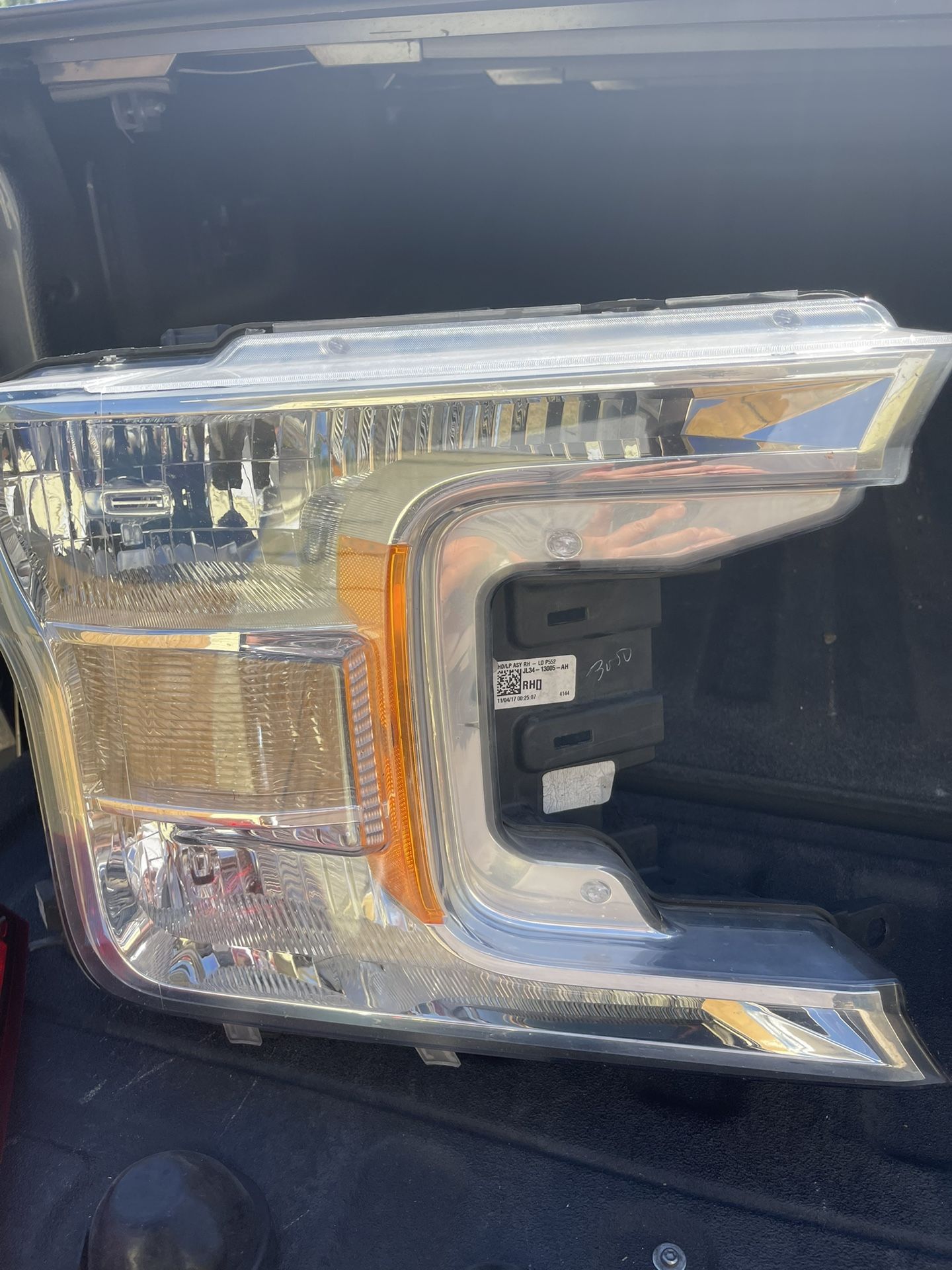 2018-2020 F-150 Headlight/Tail-lights