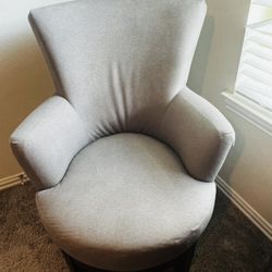 Swivel chair 