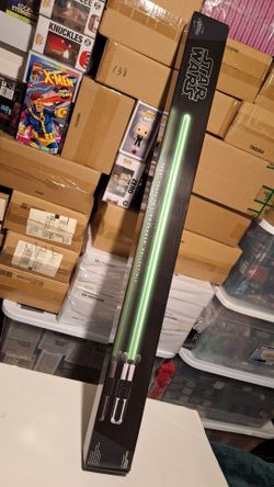 SDCC EXCLUSIVE YODAS LIGHTSABER SIGNATURE SERIES