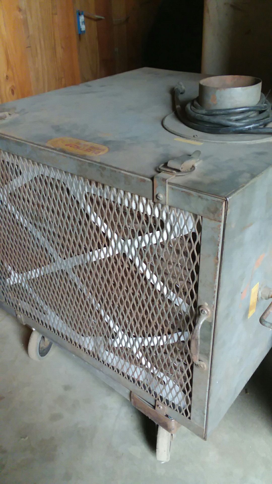 Dustkop recirculating dust collector