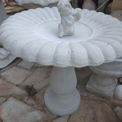 Cherub Birdbath