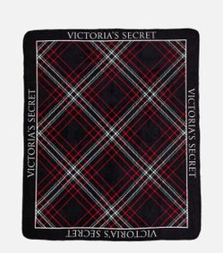 New Victoria’s Secret plaid blanket throw