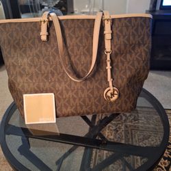 MICHAEL KORS BAG