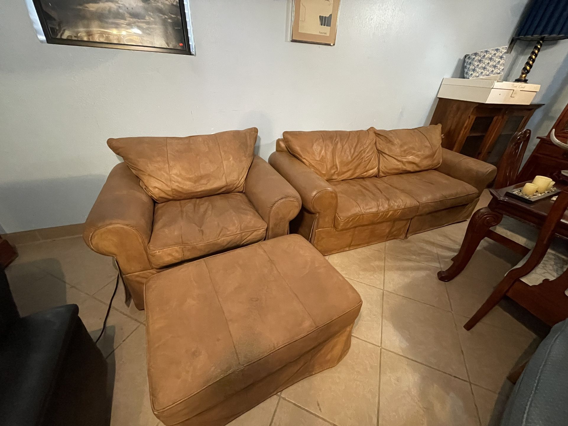Brown leather sofa set